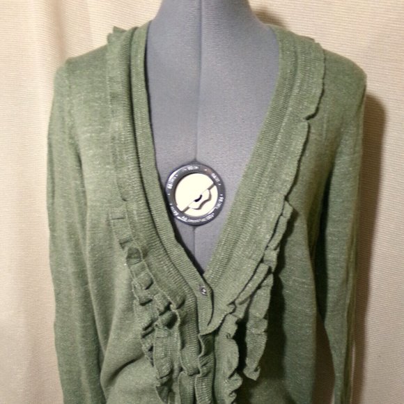 EDDIE BAUER Cardigan sweater S Olive Green Ruffled V-neck Tight-knit Long sleeve - Picture 1 of 9